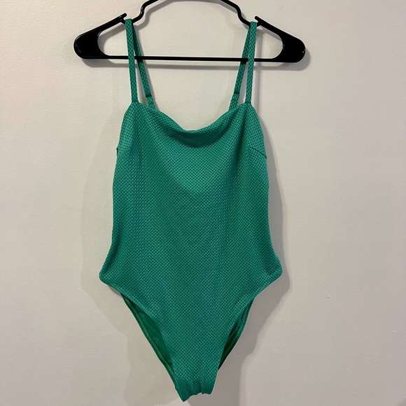 Cupshe Other - NWT CUPSHE One Piece Swimsuit Size Large